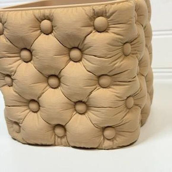 Chesterra Cashepot Planter, Tabletop Pot, Tufted Design, Inflated Planter, - Picture 4 of 11